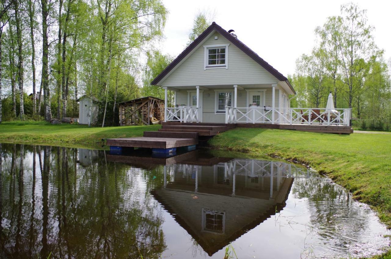 Oeoebiku Holiday House Antsla Екстериор снимка